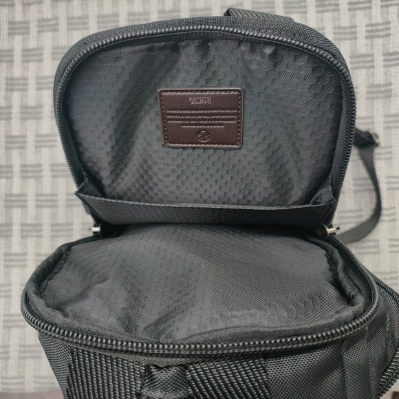 NWT Tumi Alpha Bravo Monterey Black Anti-Theft Sling | Tactical Crossbody Bag - Picture 10 of 10